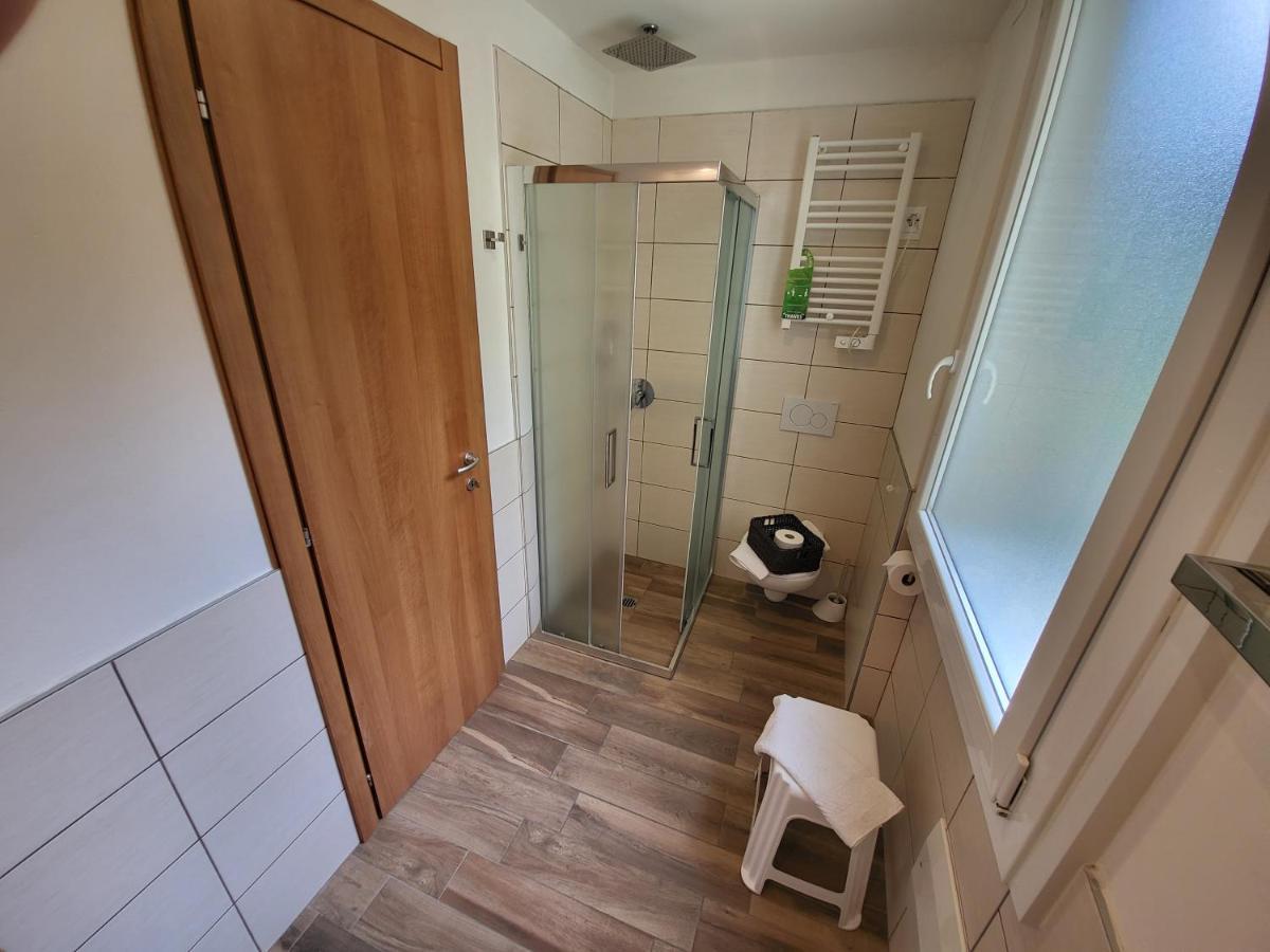 Hotel Garni Rosmari Brenzone sul Garda Kültér fotó