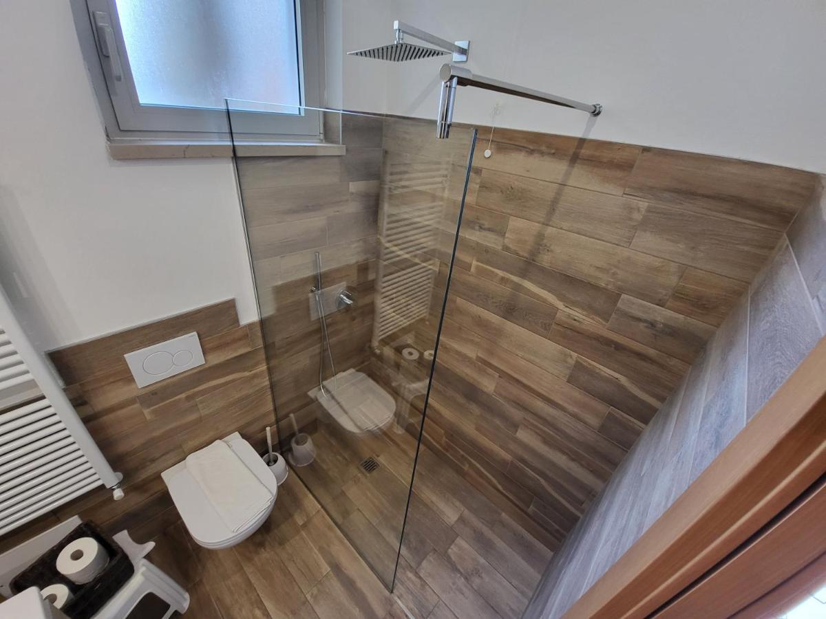 Hotel Garni Rosmari Brenzone sul Garda Kültér fotó