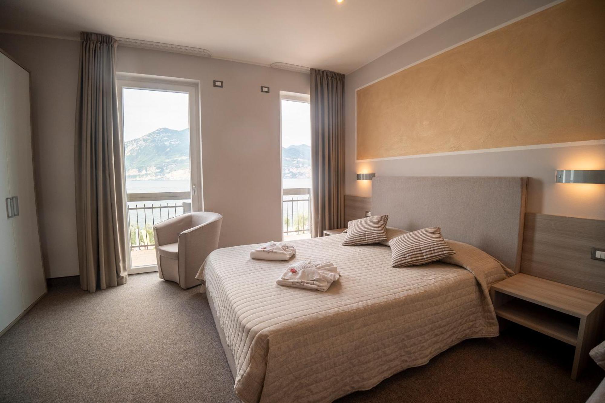 Hotel Garni Rosmari Brenzone sul Garda Kültér fotó