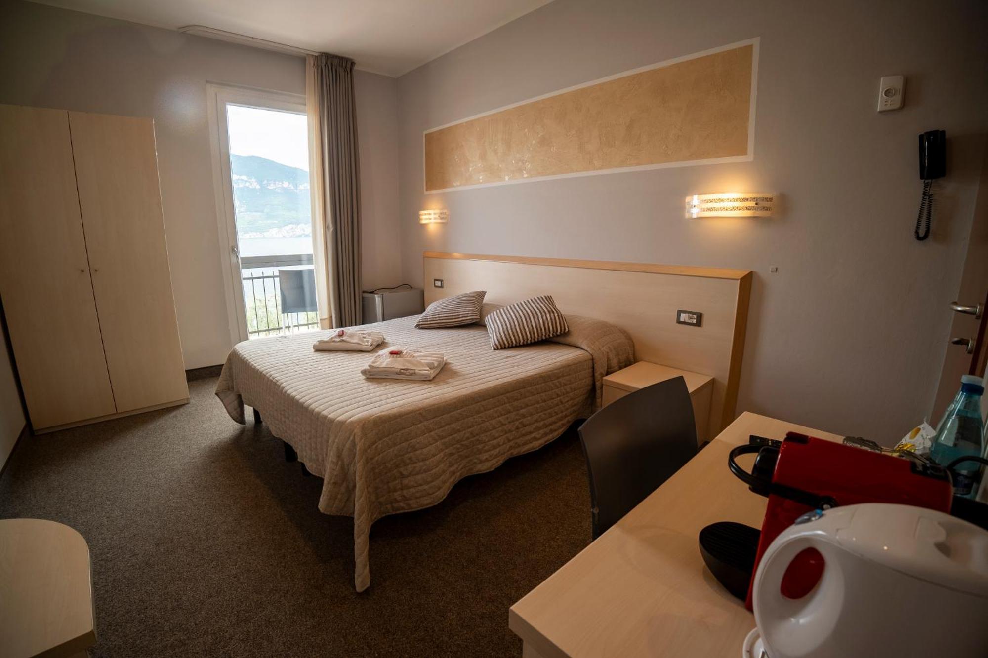 Hotel Garni Rosmari Brenzone sul Garda Kültér fotó
