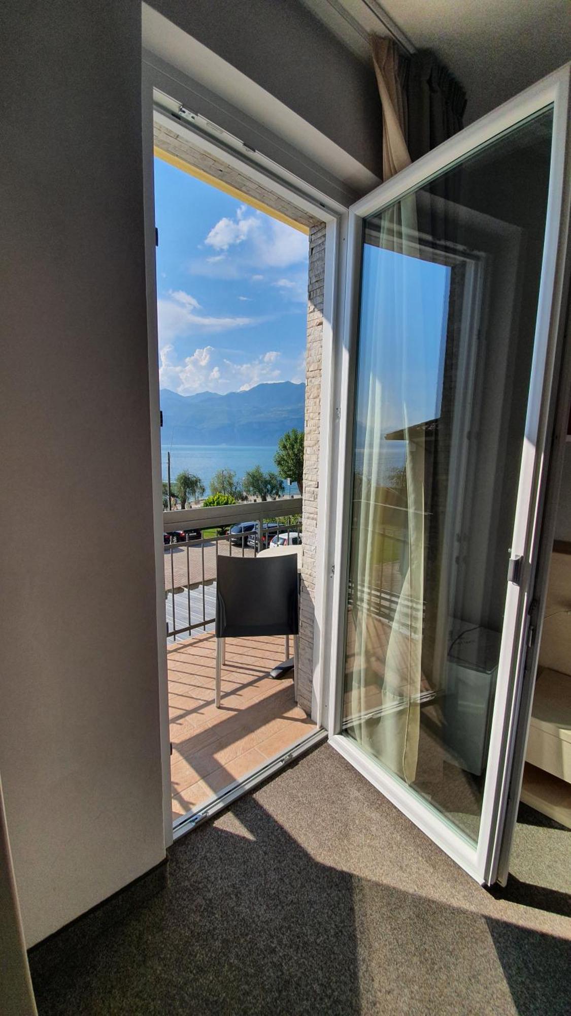 Hotel Garni Rosmari Brenzone sul Garda Szoba fotó
